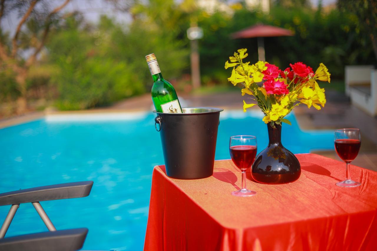 V Resorts Soma Vine Village Mahiravani Luaran gambar